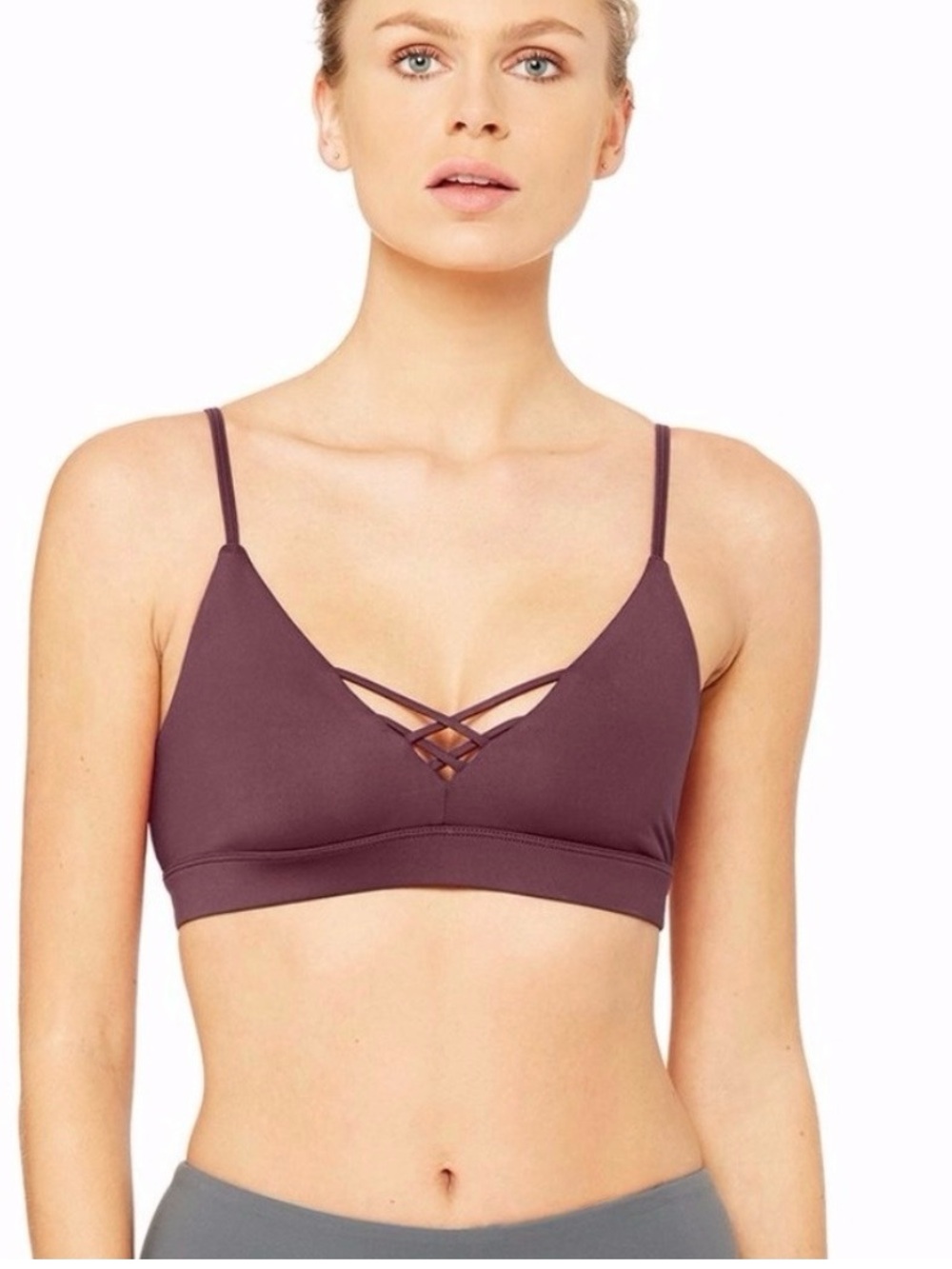 ALO YOGA INTERLACE BRA in EGGPLANT , sz : XS - Picture 1 of 7